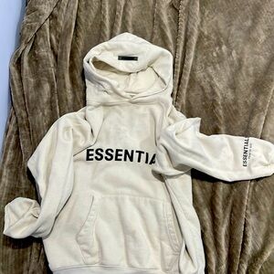 Used essentials sixth hood white size M